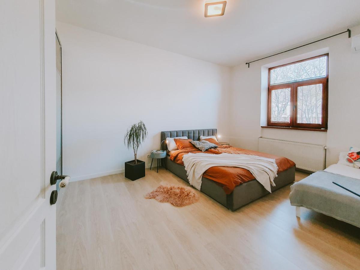 Priestranny Apartman V Centre Kosice Exterior photo